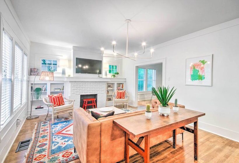 Updated Central Jackson Home < 2 Mi To Dtwn!