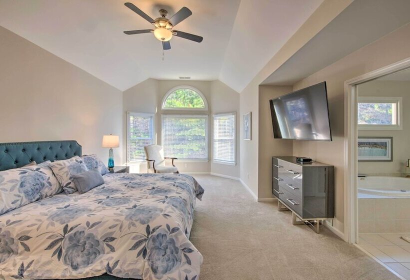 Updated Mableton Home ~ 14 Miles To Downtown Atl!