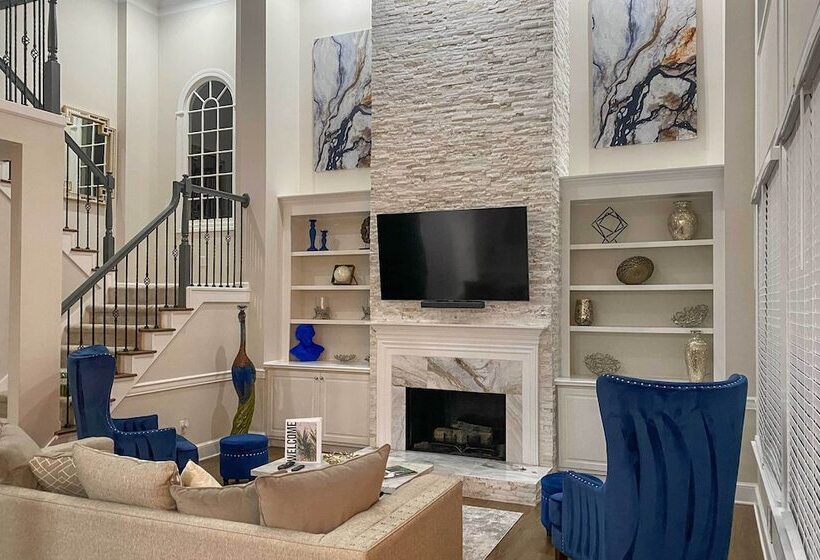 Updated Mableton Home ~ 14 Miles To Downtown Atl!