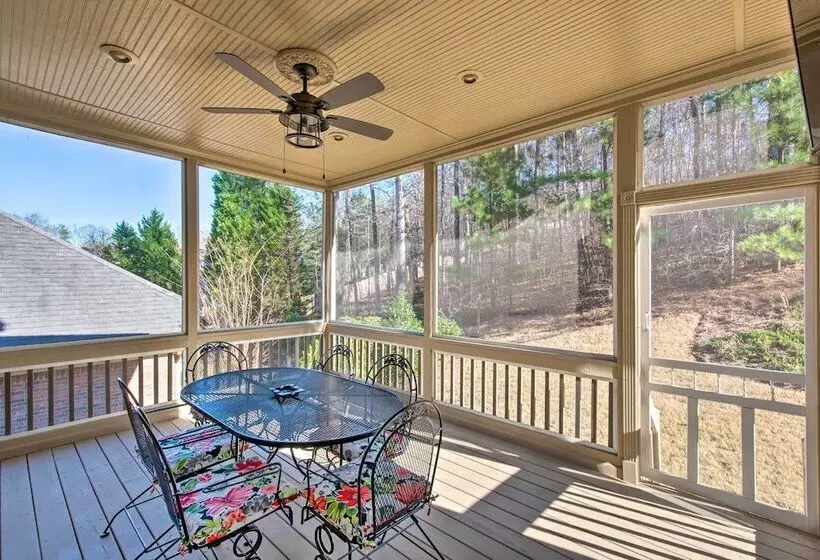 Updated Mableton Home ~ 14 Miles To Downtown Atl!