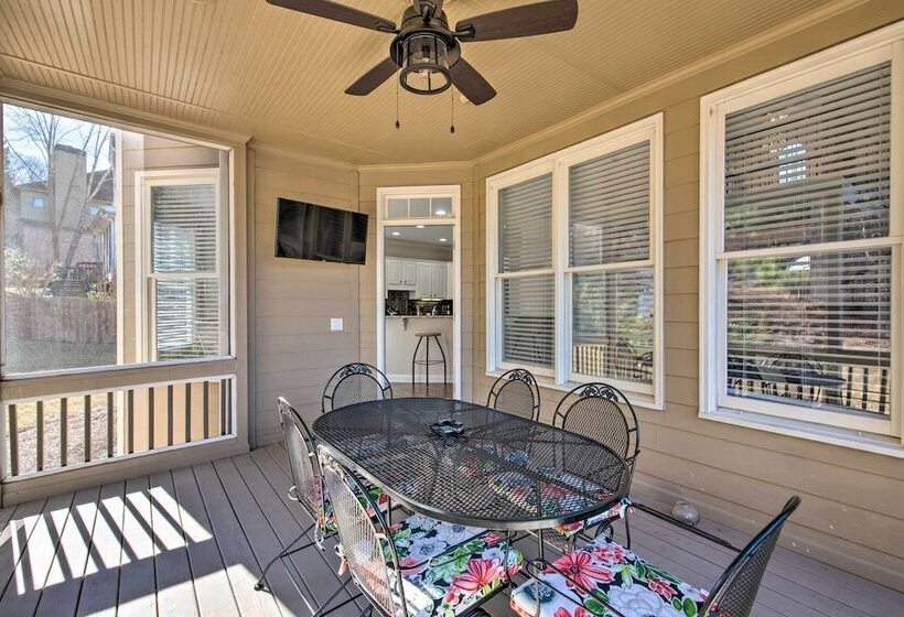 Updated Mableton Home ~ 14 Miles To Downtown Atl!