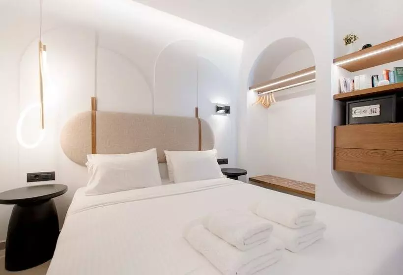 Vaya Suites By Omilos Hotels