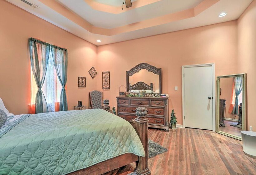 Wooded Georgia Retreat On 6 Acres W/ Fire Pit