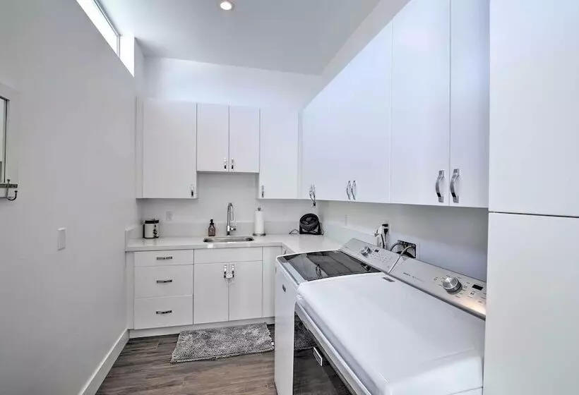 068332: Desert Pearl 3br Oasis W/ Private Pool!