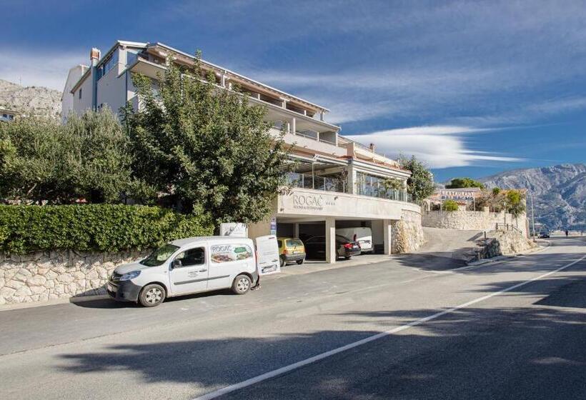 住宿加早餐  Rogač Rooms & Restaurant