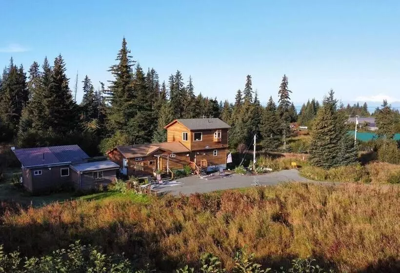 Blue Spruce Apartment