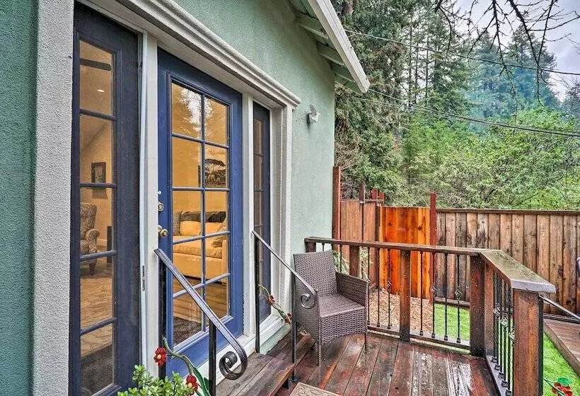 California Cottage < 4 Mi To Redwood Hiking Trails