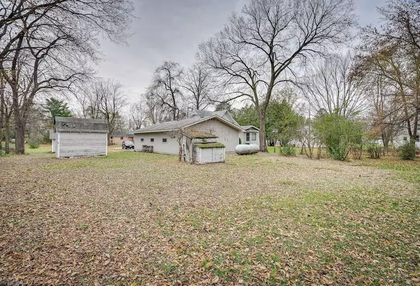 Family Friendly Home In Pepin: Walk To Main St!