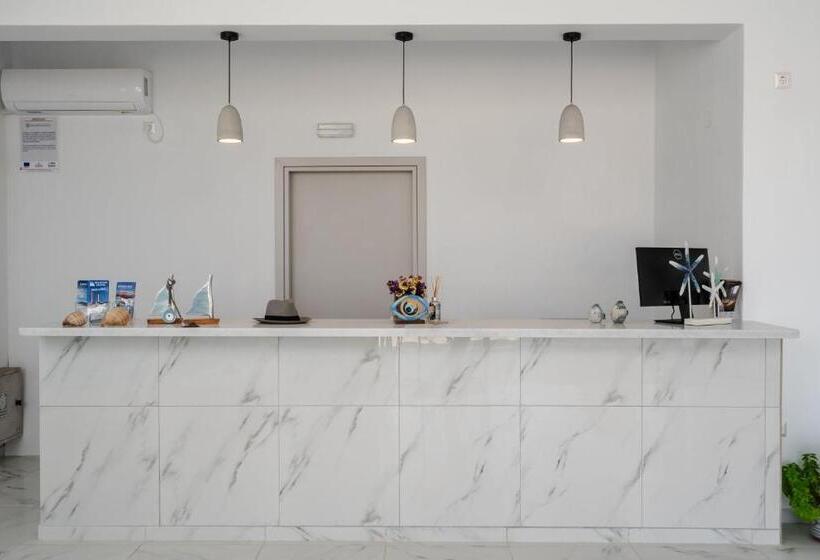 Hotel Evripus Suites