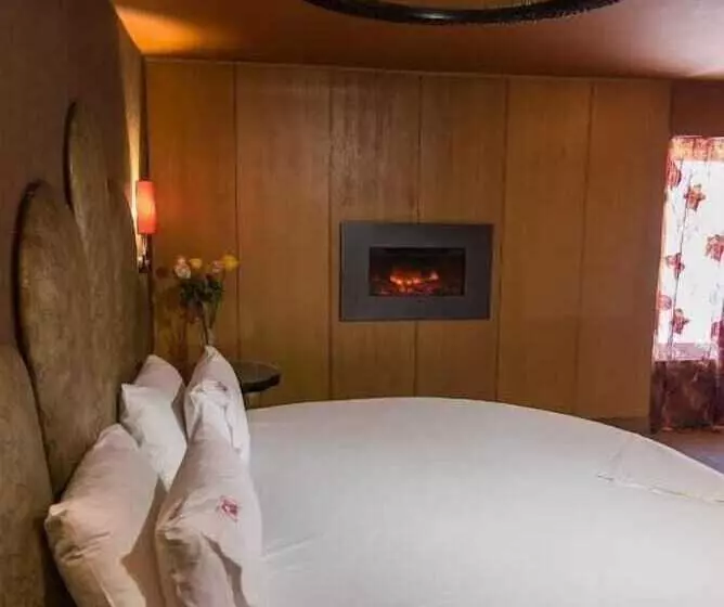 ホテル Ruby Rooms Kifisia   Adults Only