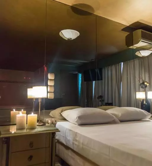 ホテル Ruby Rooms Kifisia   Adults Only