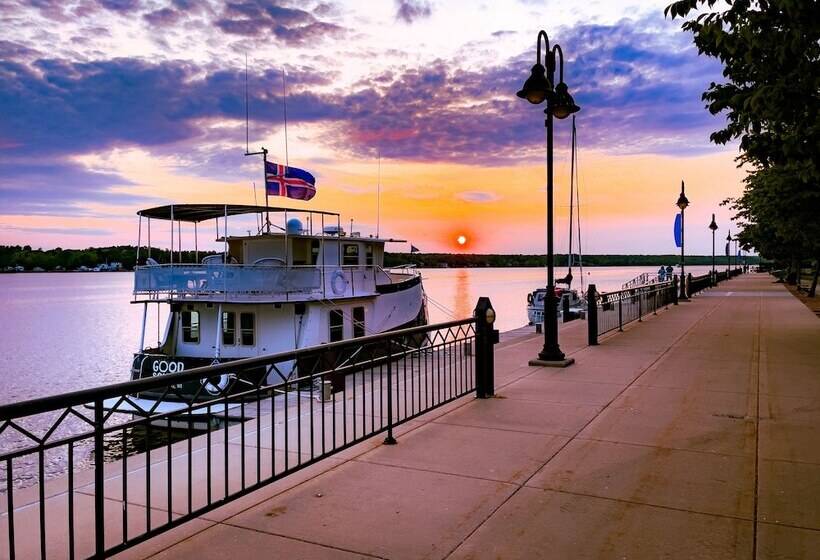 Отель Stone Harbor