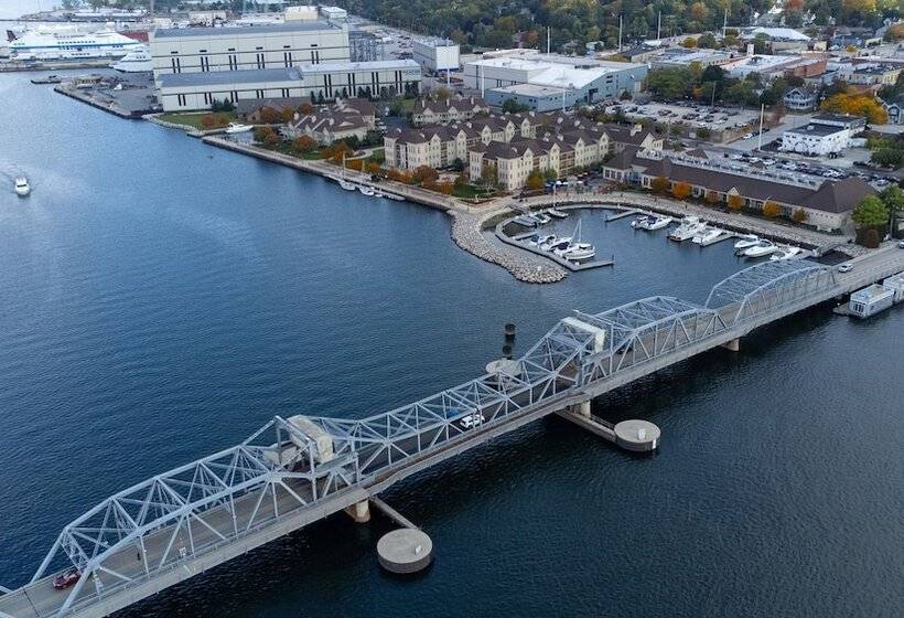 Отель Stone Harbor