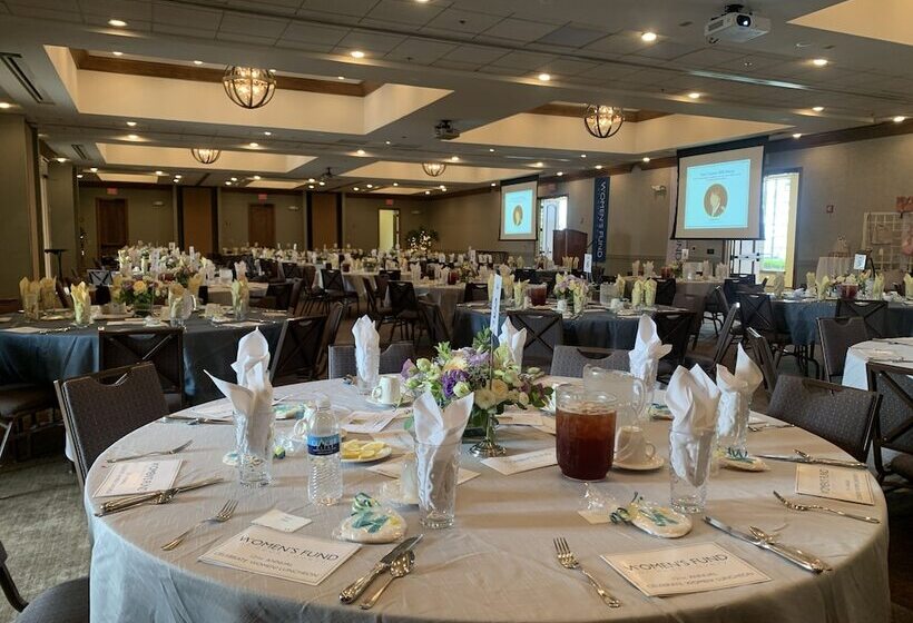 Отель Stone Harbor