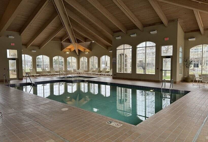 Отель Stone Harbor