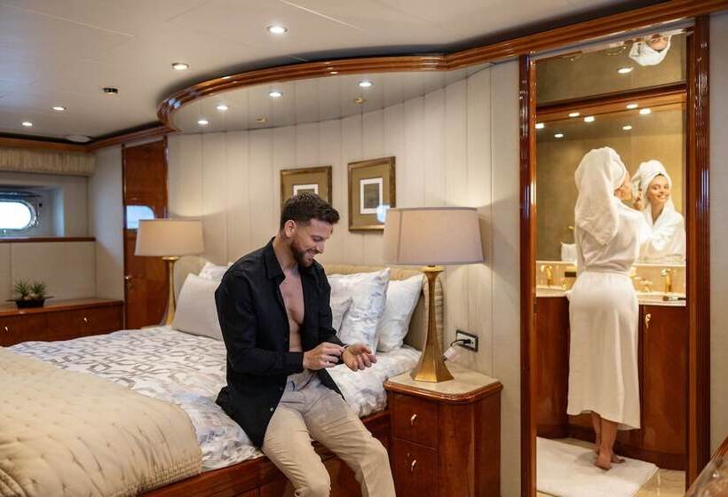 فندق Stonehedge At Sea