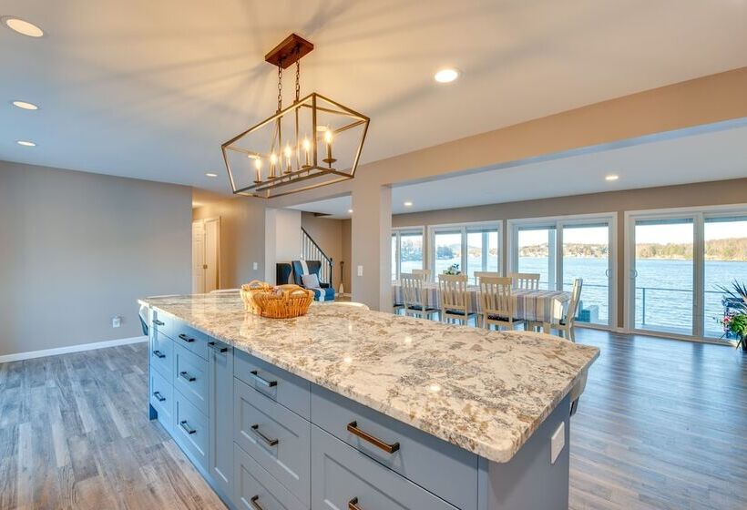 Luxe Pennsylvania Lakefront Vacation Rental!