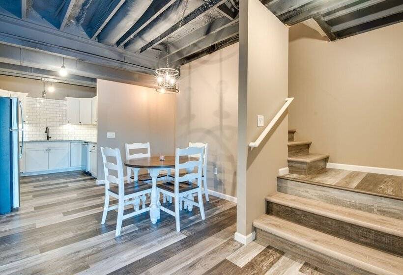 Luxe Pennsylvania Lakefront Vacation Rental!