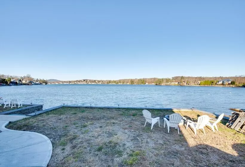 Luxe Pennsylvania Lakefront Vacation Rental!