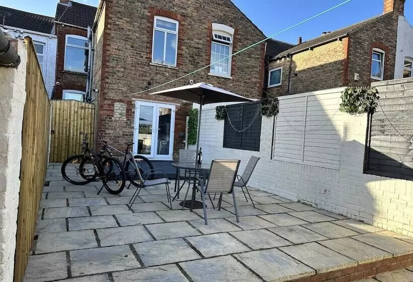 Residenssi Super Comfortable & High Quality