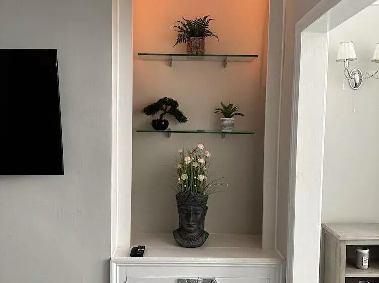 Residenssi Super Comfortable & High Quality