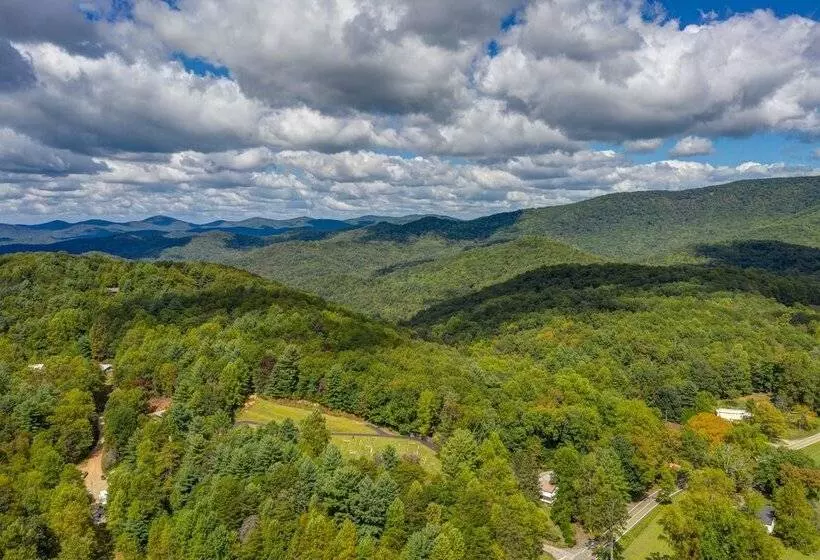 Moonshiner S Cabin Minutes From Two Wheels!