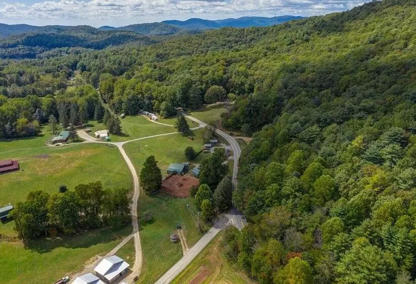 Moonshiner S Cabin Minutes From Two Wheels!