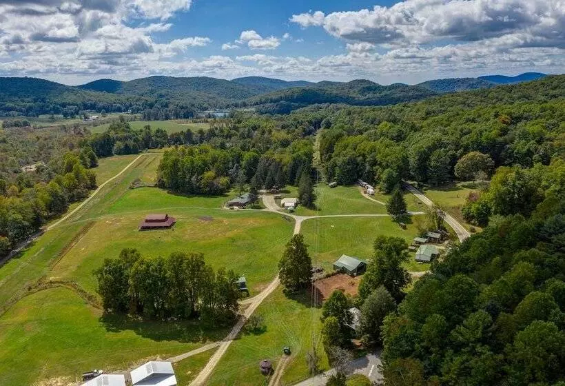 Moonshiner S Cabin Minutes From Two Wheels!