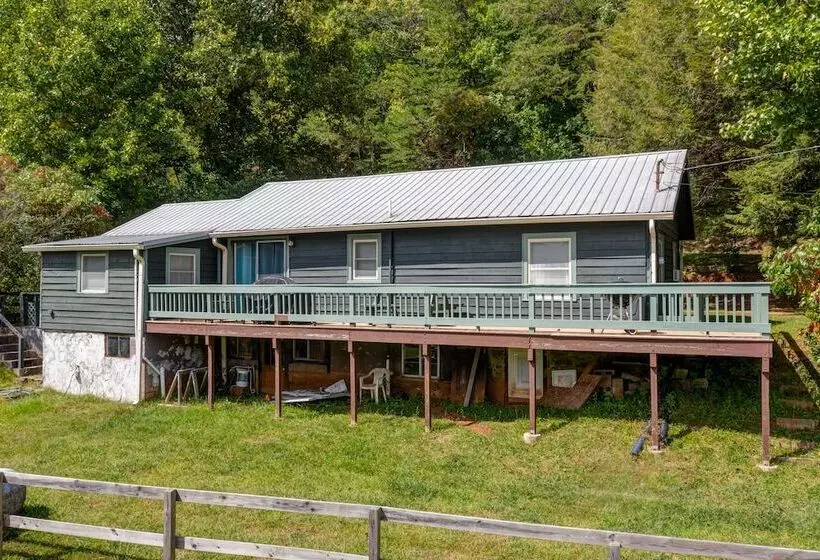 Moonshiner S Cabin Minutes From Two Wheels!