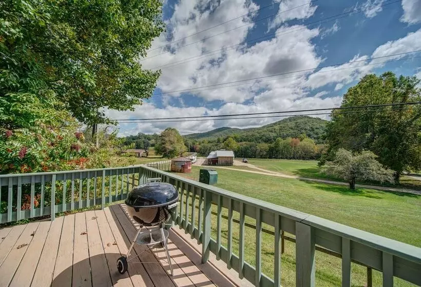 Moonshiner S Cabin Minutes From Two Wheels!