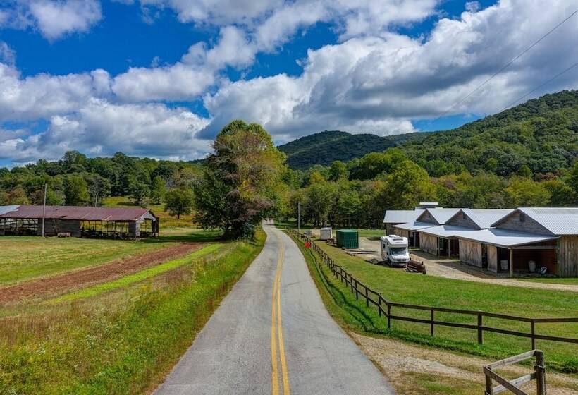 Moonshiner S Cabin Minutes From Two Wheels!