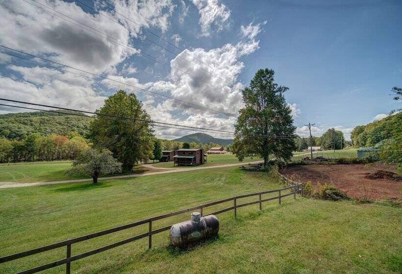 Moonshiner S Cabin Minutes From Two Wheels!