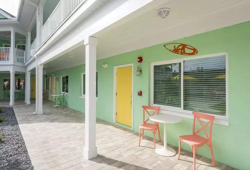 Motelli The Lofts At St Pete Beach