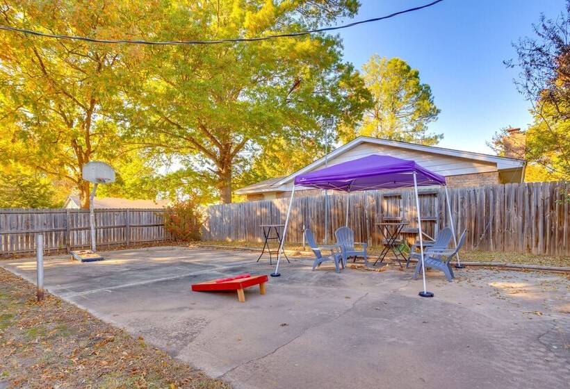 Norman Home W/ Fenced Yard & Grill: 1 Mi To Ou!