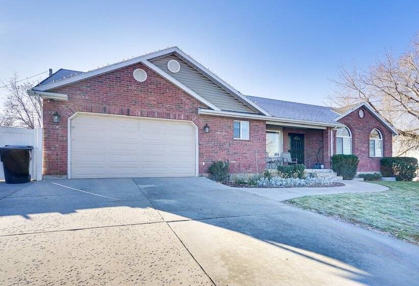 North Salt Lake Vacation Rental: 7 Mi To Downtown