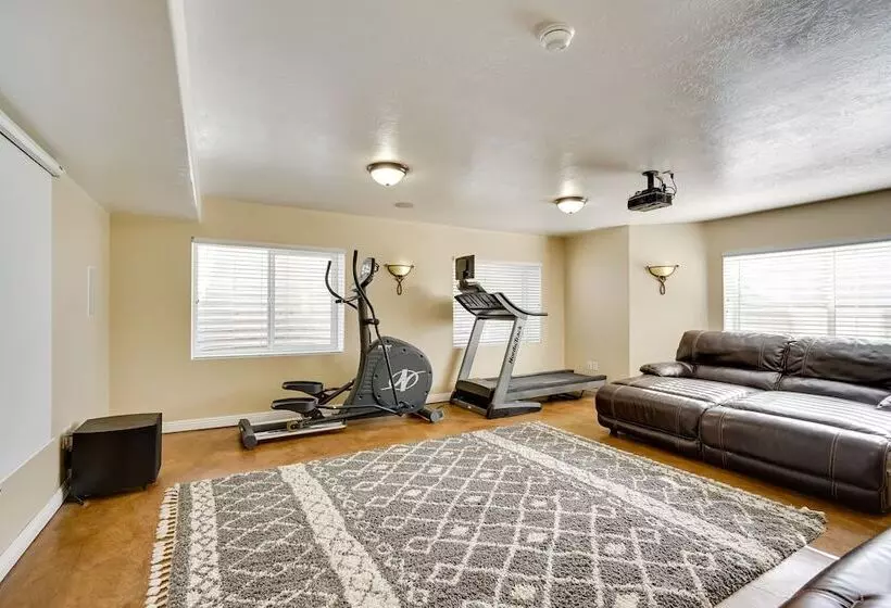 North Salt Lake Vacation Rental: 7 Mi To Downtown