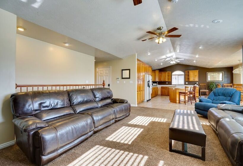 North Salt Lake Vacation Rental: 7 Mi To Downtown