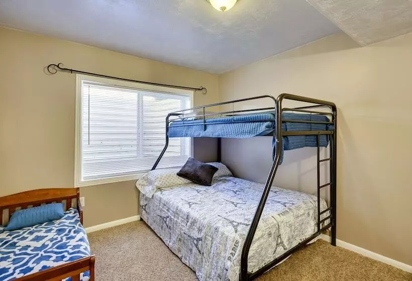 North Salt Lake Vacation Rental: 7 Mi To Downtown