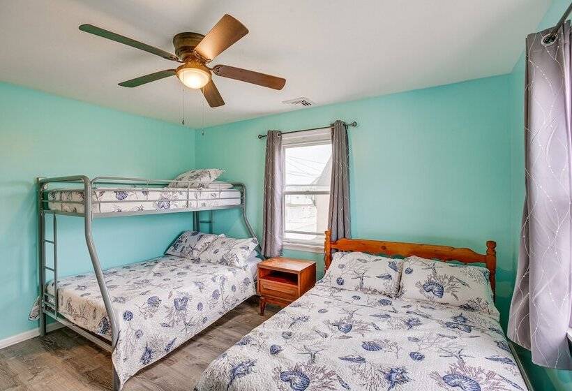 Beach House W/ Private Pool In North Wildwood