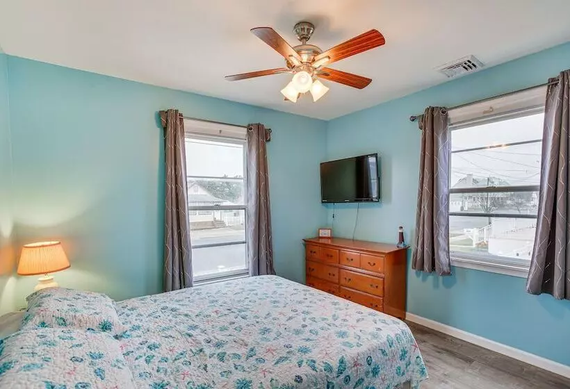 Beach House W/ Private Pool In North Wildwood