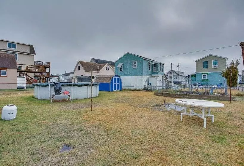 Beach House W/ Private Pool In North Wildwood