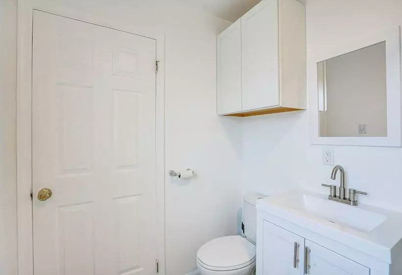 Beach House W/ Private Pool In North Wildwood