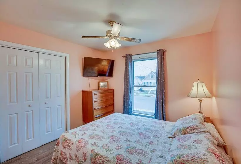 Beach House W/ Private Pool In North Wildwood