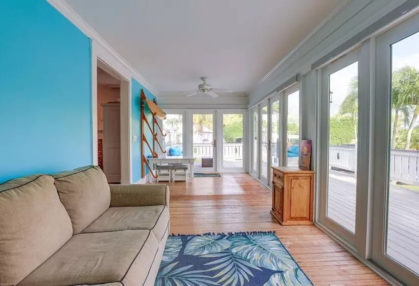 Palm City Home W/ Pool & Florida Room   Near Golf