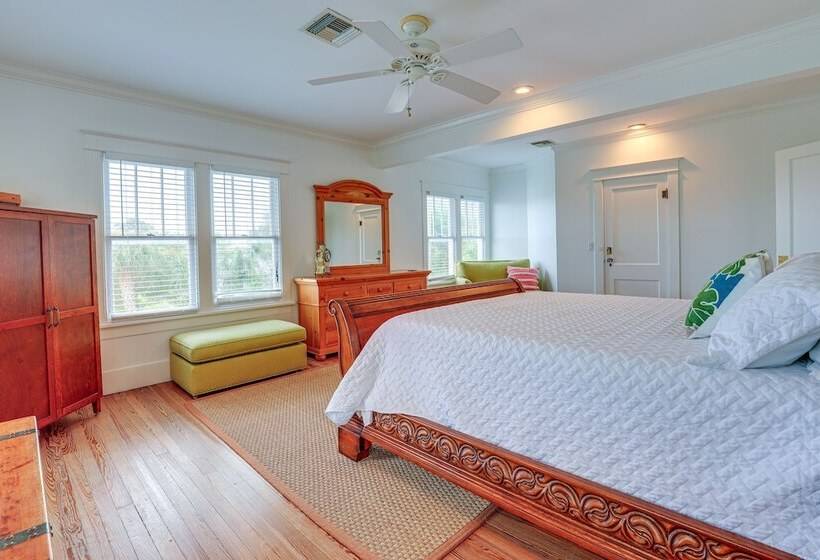 Palm City Home W/ Pool & Florida Room   Near Golf