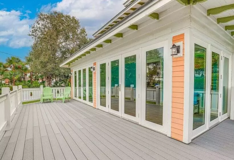 Palm City Home W/ Pool & Florida Room   Near Golf