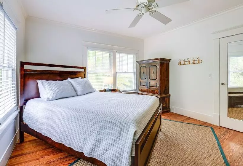 Palm City Home W/ Pool & Florida Room   Near Golf