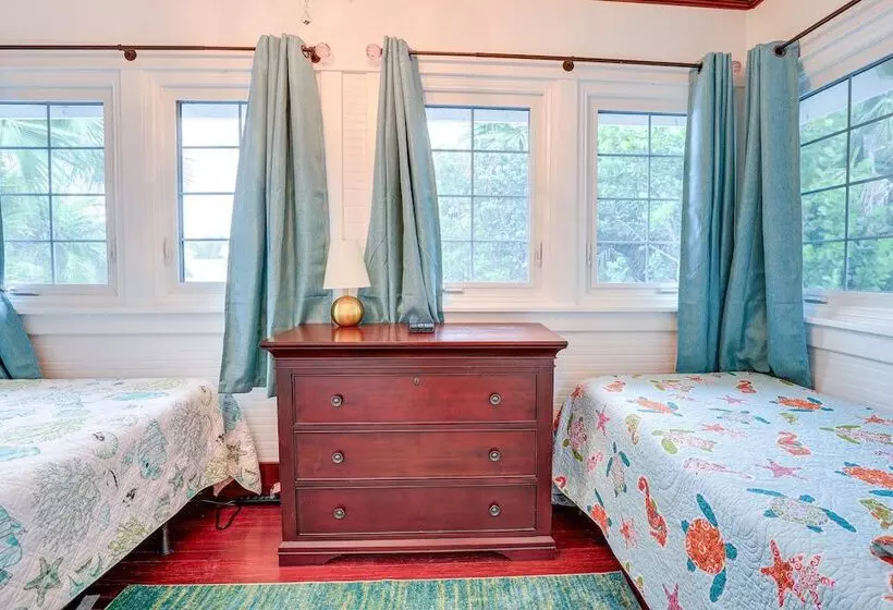 Palm City Home W/ Pool & Florida Room   Near Golf