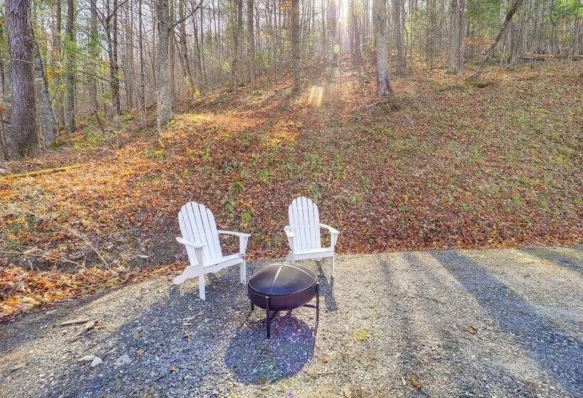 Pet Friendly Cabin W/ Fire Pit In Spruce Pine!
