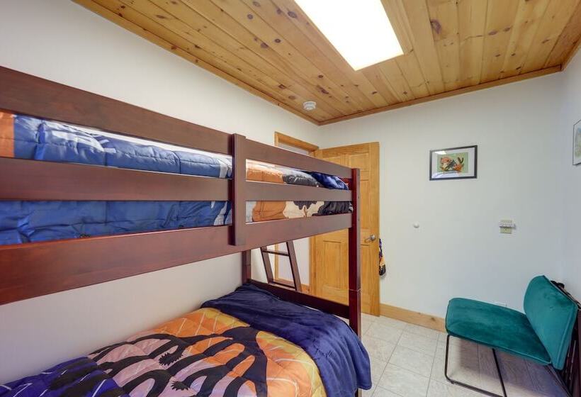 Pet Friendly Cabin W/ Fire Pit In Spruce Pine!